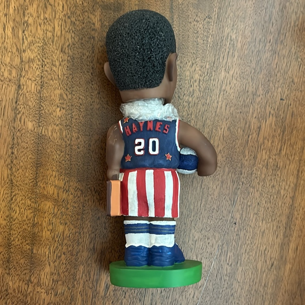 Globetrotters Bobble Head Collectible Marques Haynes 721/1000 - Picture 4 of 8